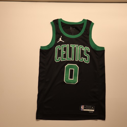 Boston celtics jayson tatum - boston,